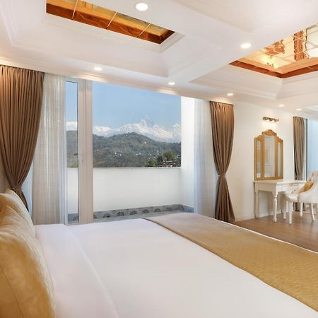 Le Glamour Luxury Resort&Wellness Spa Pvt Ltd Pokhara Extérieur photo