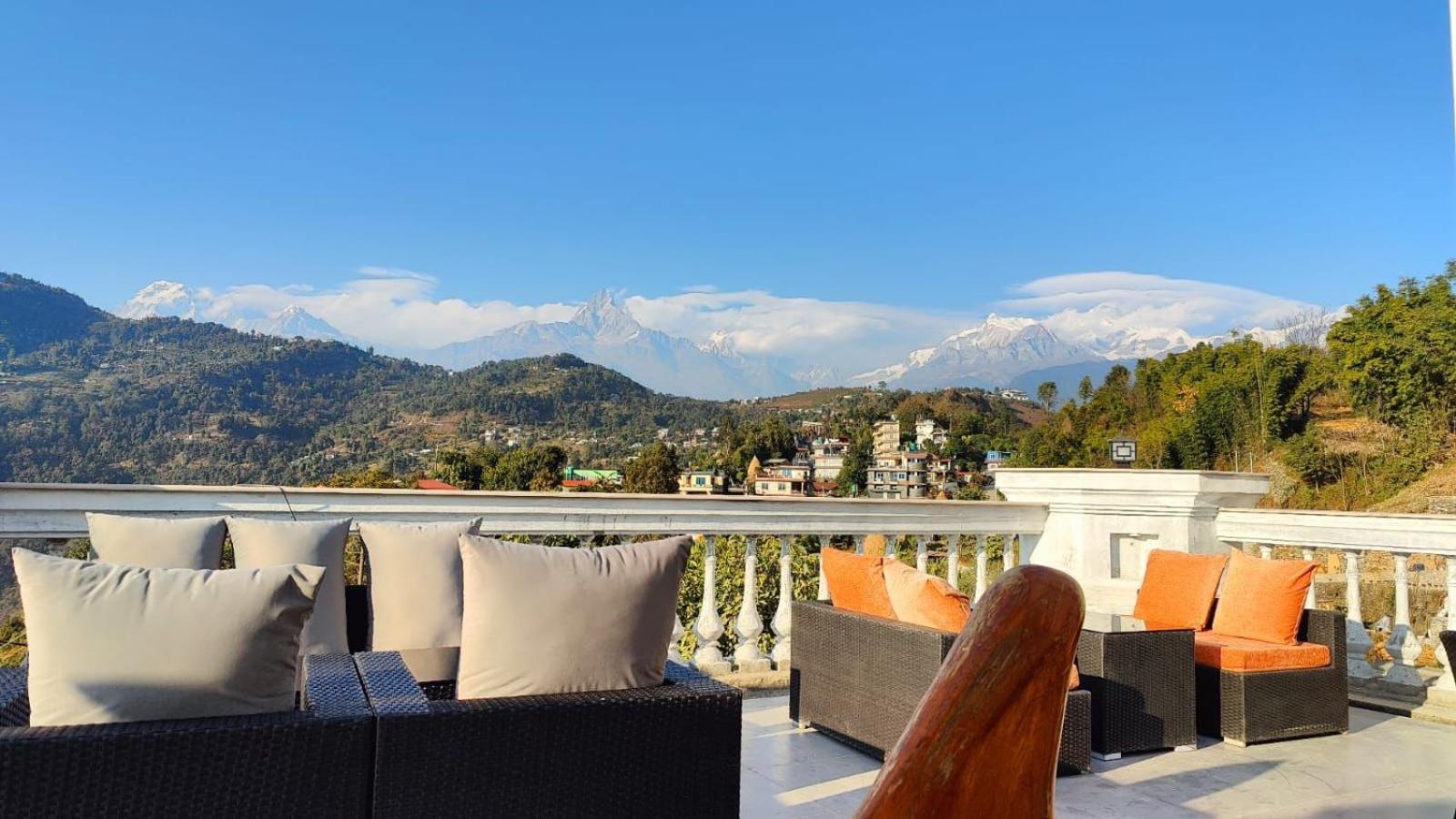Le Glamour Luxury Resort&Wellness Spa Pvt Ltd Pokhara Extérieur photo