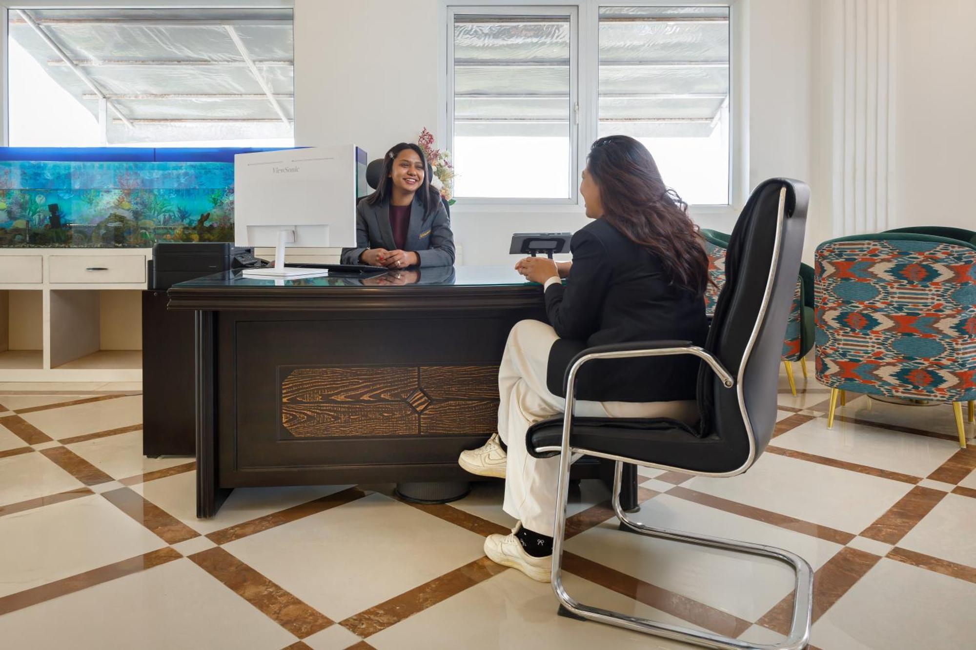 Le Glamour Luxury Resort&Wellness Spa Pvt Ltd Pokhara Extérieur photo
