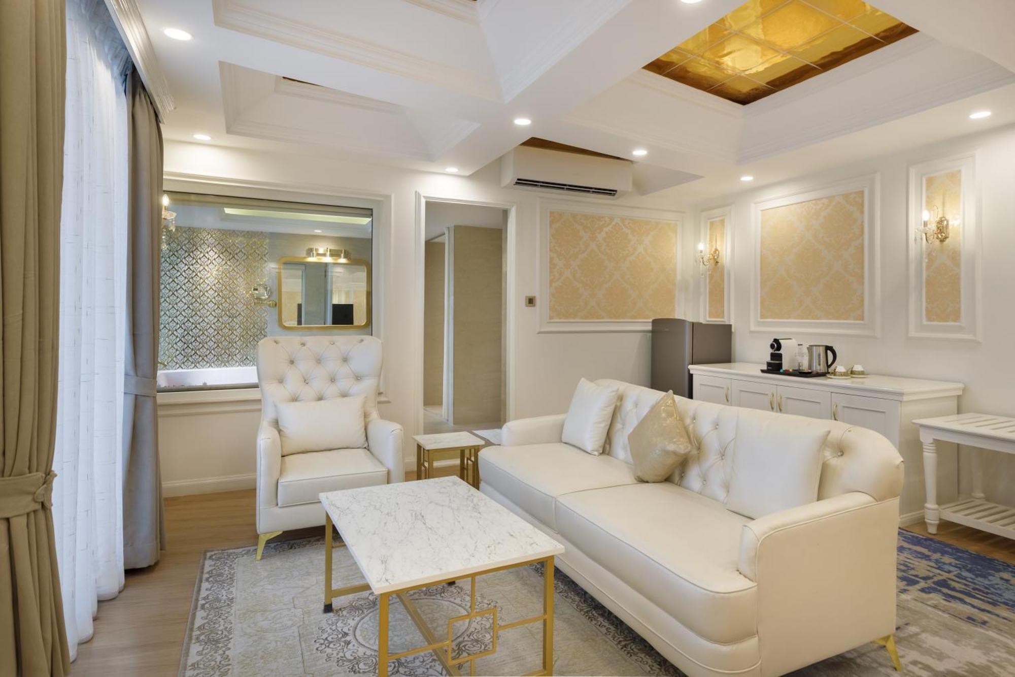 Le Glamour Luxury Resort&Wellness Spa Pvt Ltd Pokhara Extérieur photo