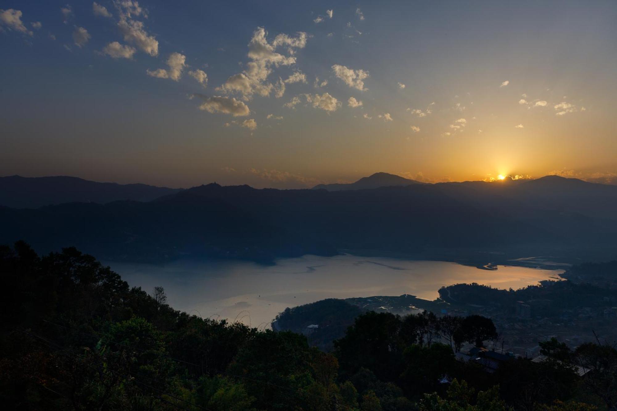 Le Glamour Luxury Resort&Wellness Spa Pvt Ltd Pokhara Extérieur photo