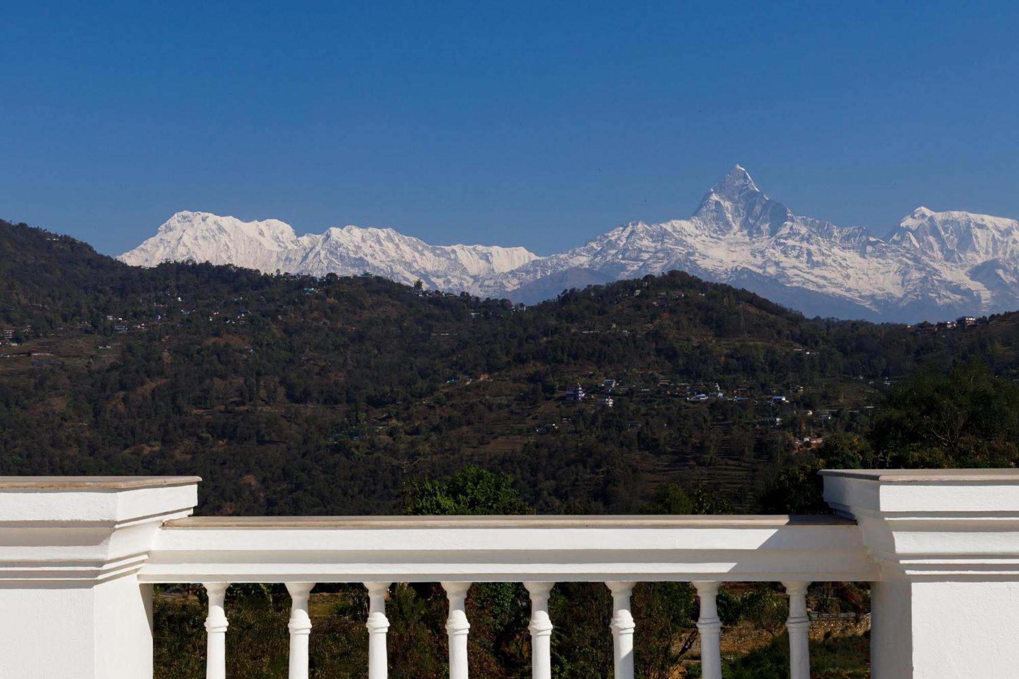 Le Glamour Luxury Resort&Wellness Spa Pvt Ltd Pokhara Extérieur photo